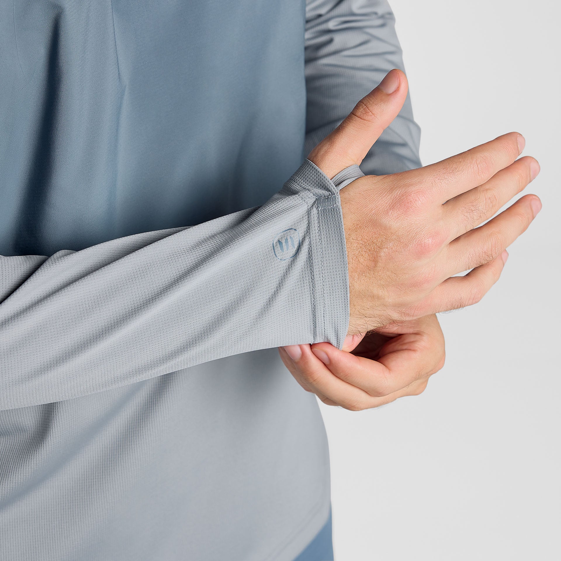 Men’s Long Run Hooded Solar Henley